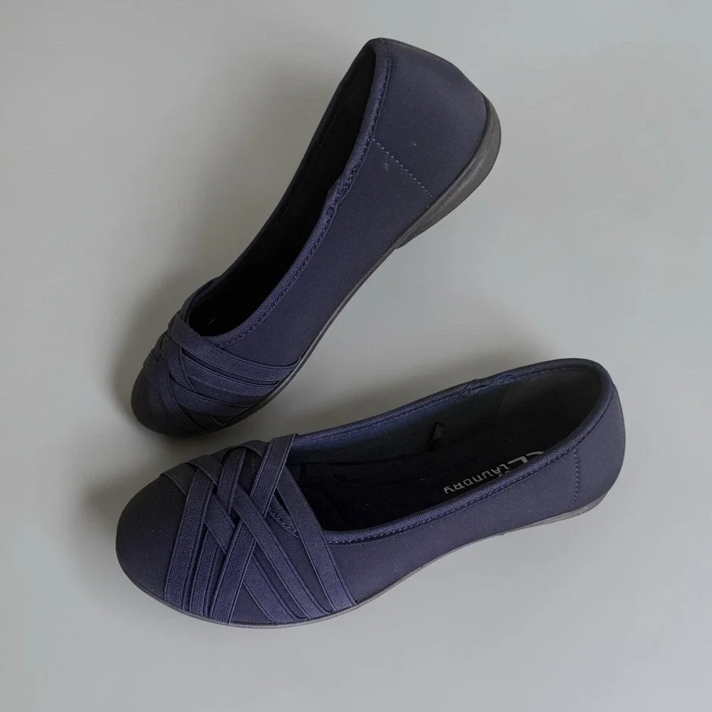 CL BY LAUNDRY Women's Navy Blue Straps Flats Slip-On US 6 Kewi